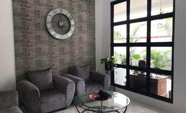 HOUSE AND LOT FOR SALE FOR COMMERCIAL PURPOSES ID 14644