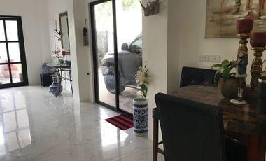 HOUSE AND LOT FOR SALE FOR COMMERCIAL PURPOSES ID 14644