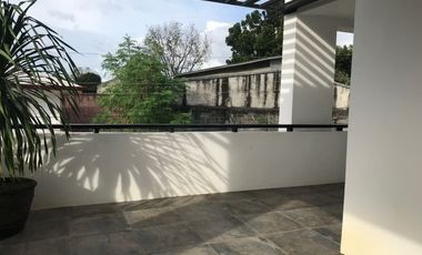 HOUSE AND LOT FOR SALE FOR COMMERCIAL PURPOSES ID 14644