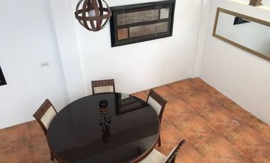 HOUSE AND LOT FOR SALE FOR COMMERCIAL PURPOSES ID 14644