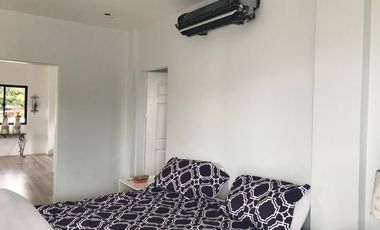 HOUSE AND LOT FOR SALE FOR COMMERCIAL PURPOSES ID 14644