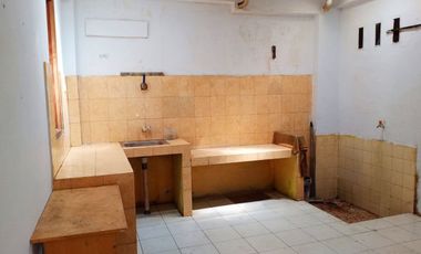 Di Sewakan Rumah Cocok Untuk Usaha Strategis 4 Kamar di Antapani, Bandung