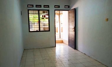 Di Sewakan Rumah Cocok Untuk Usaha Strategis 4 Kamar di Antapani, Bandung