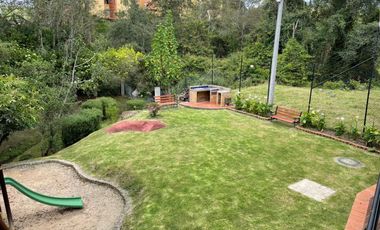 casa en arriendo en la calera. Cod A6453101