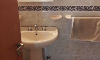 Casa para 2 Familias en venta en Bernal Oeste