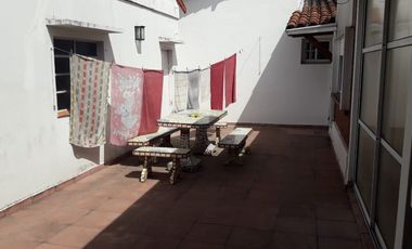 Casa para 2 Familias en venta en Bernal Oeste