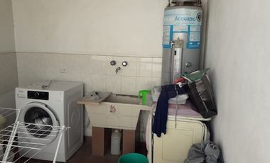 Casa para 2 Familias en venta en Bernal Oeste