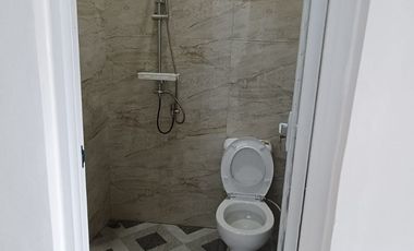 Rumah Terawat SHM 10 menit ke Gerbang Tol Bogor 2 Hadap Utara J-39175