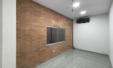 bodega en venta en el llano. Cod V31095