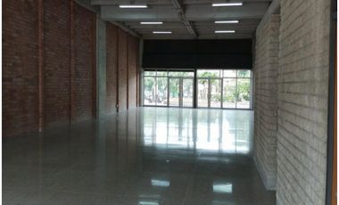 Arriendo local en el Centro Empresarial Olaya Herrera, Medellín