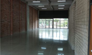 Arriendo local en el Centro Empresarial Olaya Herrera, Medellín
