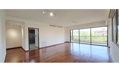 Vendo apartamento en Embassy Club, Clayton
