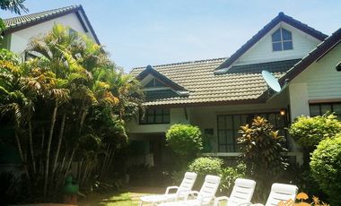 Beautiful Pool Villa