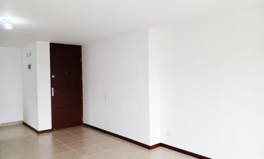 PR12999 Arriendo de apartamento en el sector El Esmeraldal