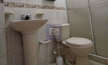 COD. 6280 - SE ARRIENDA CASA - BARRIO: SAN FRANCISCO