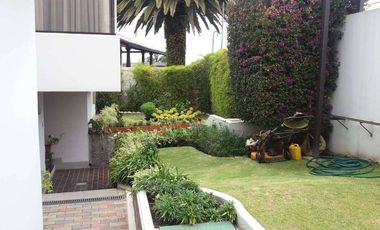 Casa Cumbaya Urbanización Miravalle II. Precio Revisado.