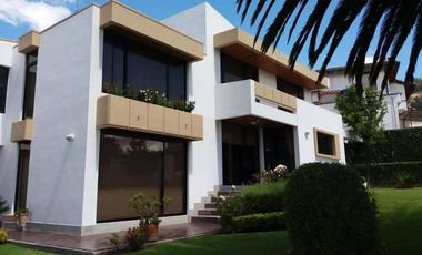 Casa Cumbaya Urbanización Miravalle II. Precio Revisado.