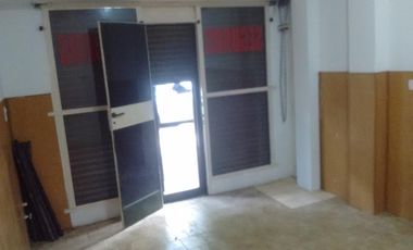 Alquilo oficina en TAPIALES