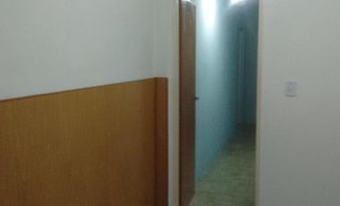 Alquilo oficina en TAPIALES