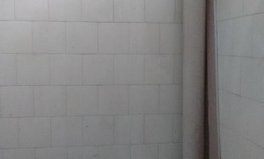Alquilo oficina en TAPIALES