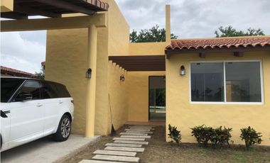 VENTA CASA CAMPESTRE / PLAYA MALIBU GORGONA PANAMA