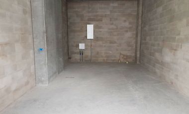 PR13940 Local en Patio Bonito en arriendo