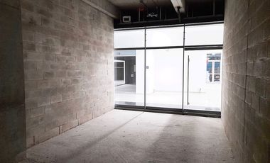 PR13940 Local en Patio Bonito en arriendo