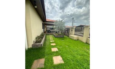 VENTA DE CASA EN PENONOME CON 4 RECAMARAS