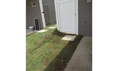 SE VENDE CASA EN BRISAS DEL GOLF $250,000 AM