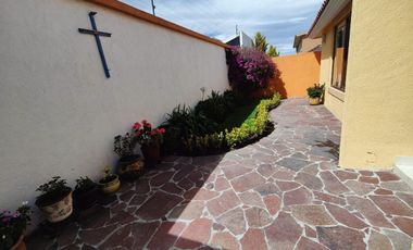 Casa venta de una planta El Mesón