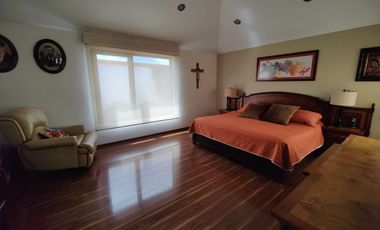 Casa venta de una planta El Mesón