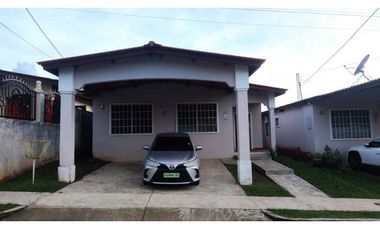 ALQUILER Y VENTA CASA EN BRISAS DEL GOLF ARRAIJAN