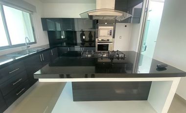 CASA EN VENTA AL PONIENTE DE AGUASCALIENTES EN COTO SAN NICOLAS