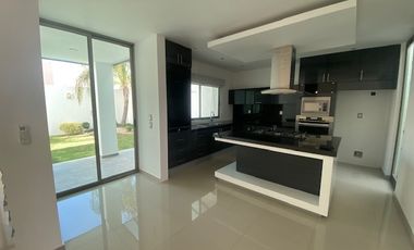 CASA EN VENTA AL PONIENTE DE AGUASCALIENTES EN COTO SAN NICOLAS