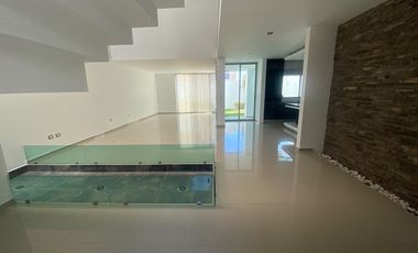 CASA EN VENTA AL PONIENTE DE AGUASCALIENTES EN COTO SAN NICOLAS