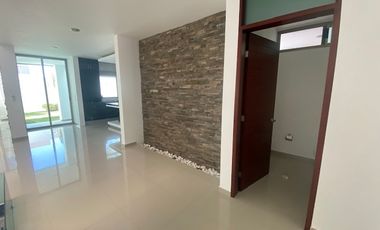 CASA EN VENTA AL PONIENTE DE AGUASCALIENTES EN COTO SAN NICOLAS