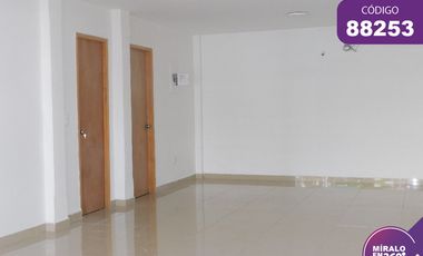 local en arriendo en riomar. Cod A88253
