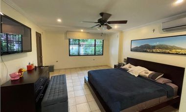 SEA CONFIABLE VENDE HERMOSA CASA EN VILLA LILA San Francisco