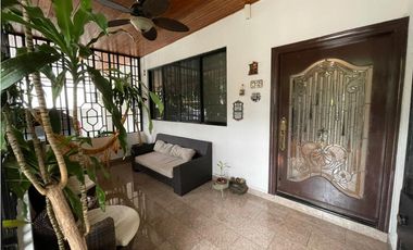 SEA CONFIABLE VENDE HERMOSA CASA EN VILLA LILA San Francisco