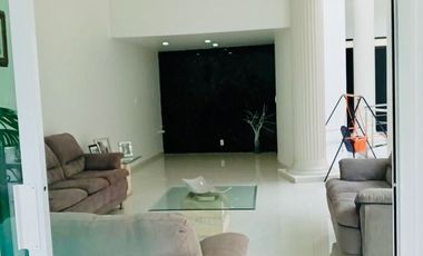 CASA EN VENTA CON SEGURIDAD EN CONDADO DE SAYAVEDRA, ATIZAPÁN DE ZARAGOZA