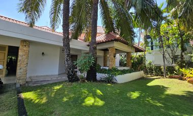 Disewakan Rumah Graha Family Surabaya Barat