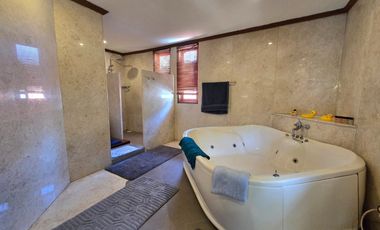 Disewakan Rumah Graha Family Surabaya Barat