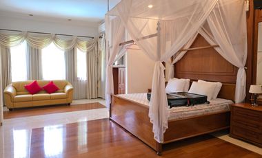 Disewakan Rumah Graha Family Surabaya Barat