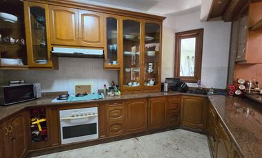 Disewakan Rumah Graha Family Surabaya Barat