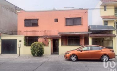 Casa en venta en Naucalpan de Juárez, México