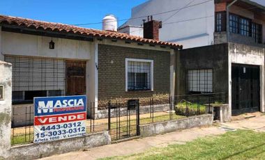 Casa en venta en Villa Luzuriaga