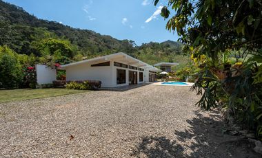 casa campestre en venta en la vega. Cod V1088054