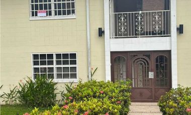 ALQUILER APARTAMENTO CLAYTON