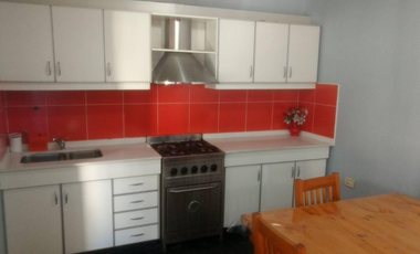 NUEVO VALOR Hermoso Chalet de 6 amb , Fdo. Piscina, gge 2 autos