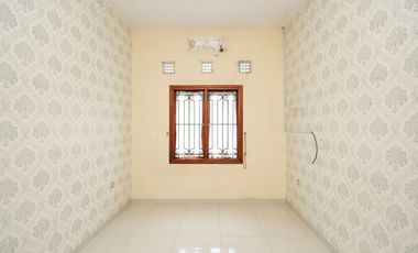 Rumah Hadap Timur LT 140 SHM dekat Gerbang Tol Jati Warna J-36669